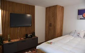 Newave Apartment